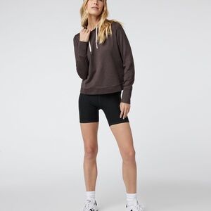 Vuori Clean Elevation Black Heather Bike Shorts Size Small Women’s